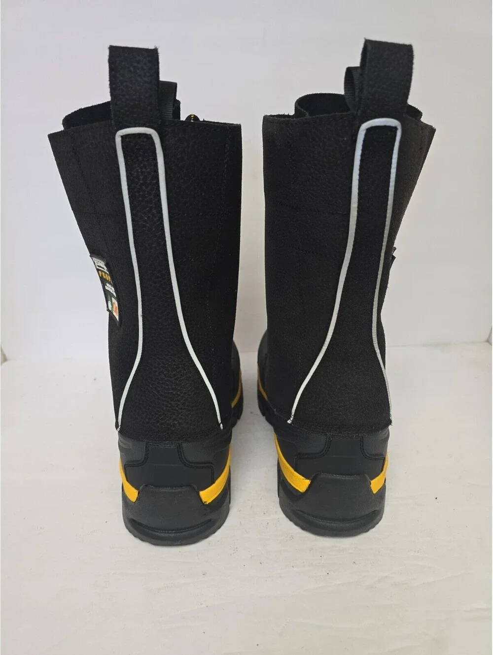 Dakota Men's 8527 Steel Toe Steel Plate ICEFX® Leather Winter Boots Size 8M
